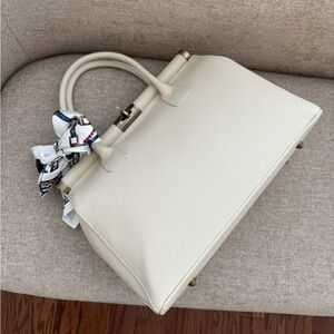 Viola Castellani Made in Italy Leather Satchel NWT Top Handle Crossbody Bag